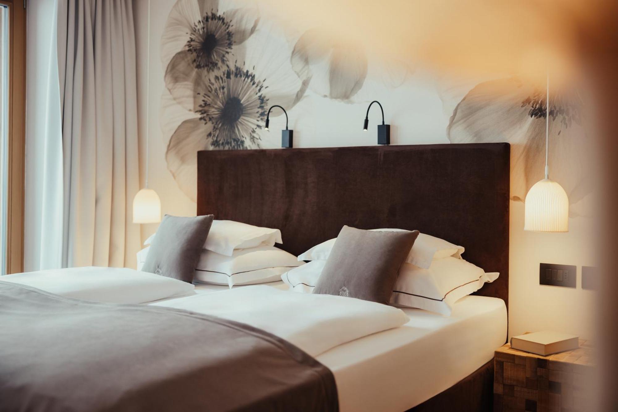 Villa Flora Mountain Lodges San Cassiano  Luaran gambar