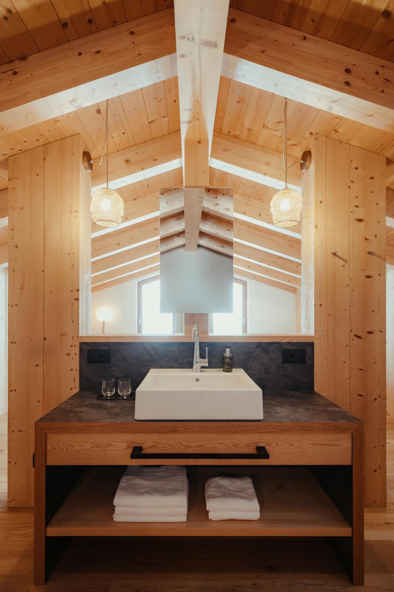 Villa Flora Mountain Lodges San Cassiano  Luaran gambar