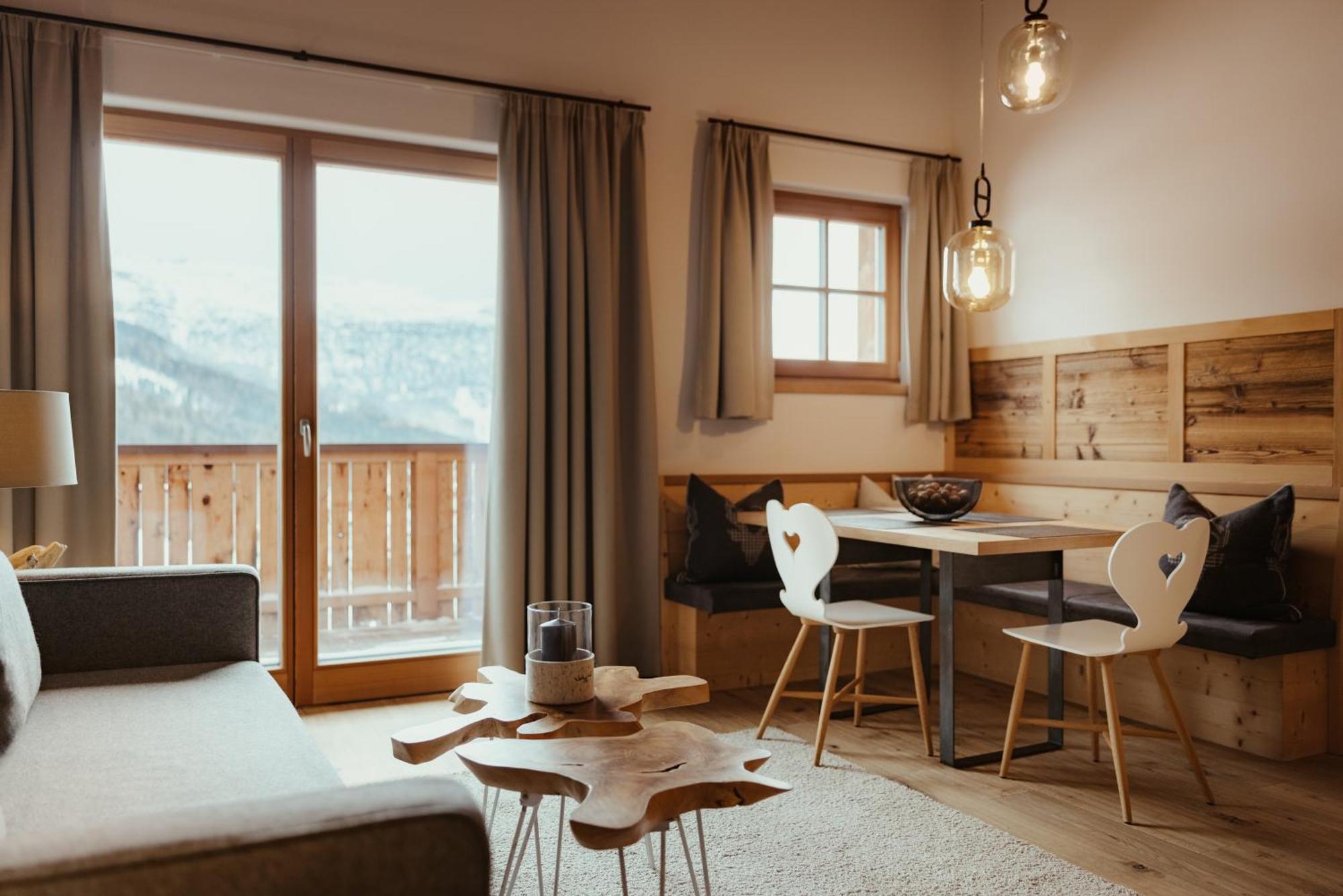 Villa Flora Mountain Lodges San Cassiano  Luaran gambar