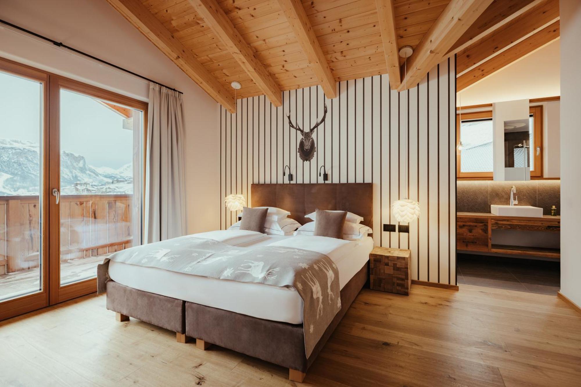 Villa Flora Mountain Lodges San Cassiano  Luaran gambar