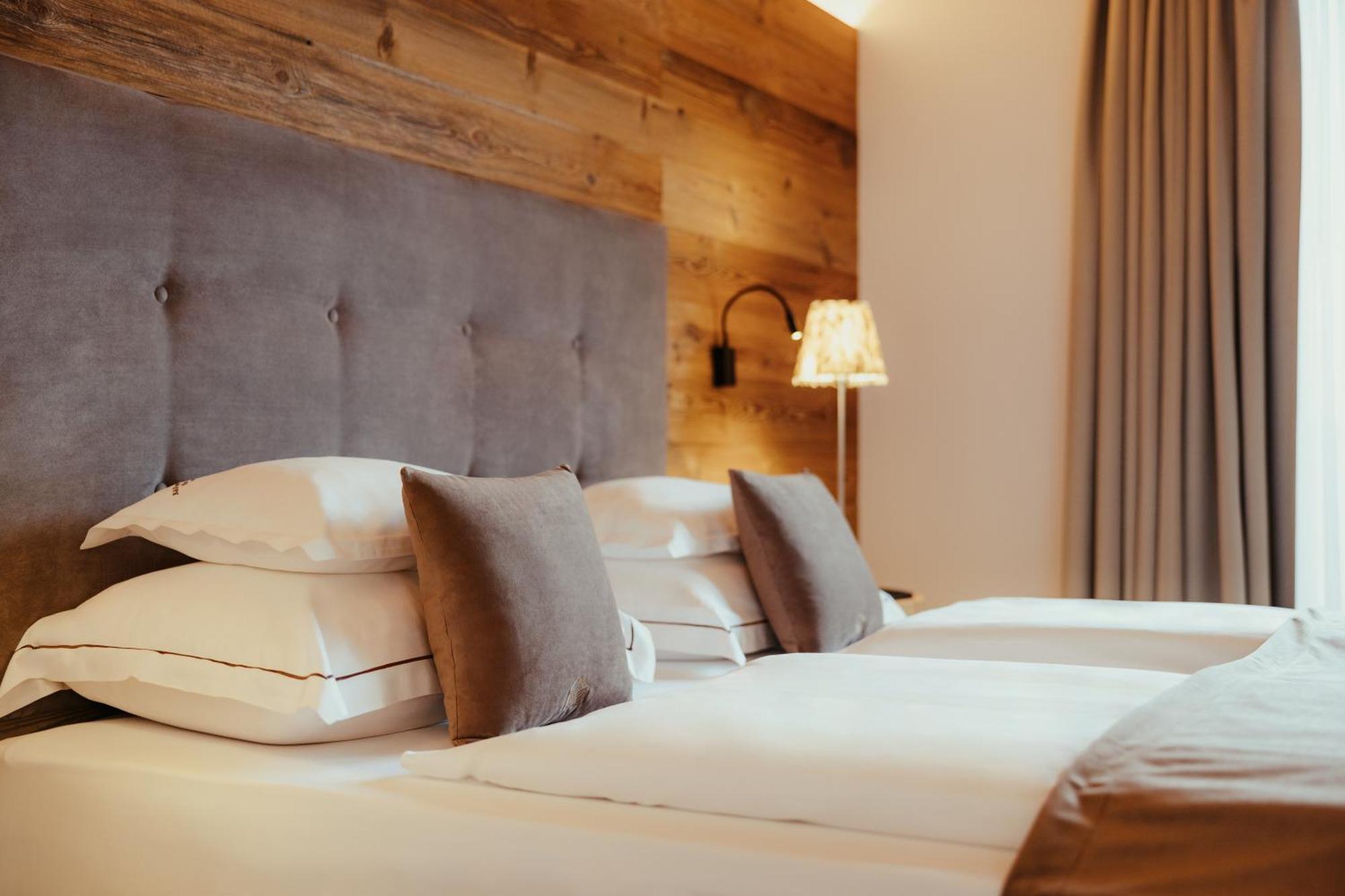 Villa Flora Mountain Lodges San Cassiano  Luaran gambar